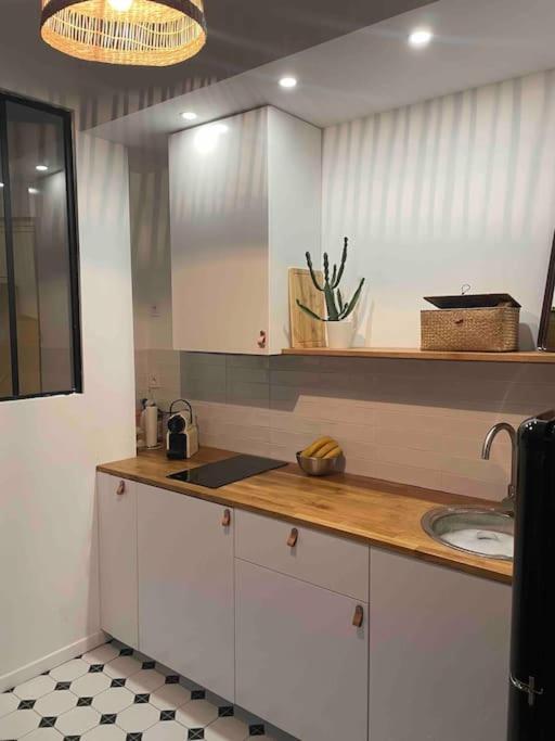 Bel Appartement Au Coeur De Marselha Exterior foto